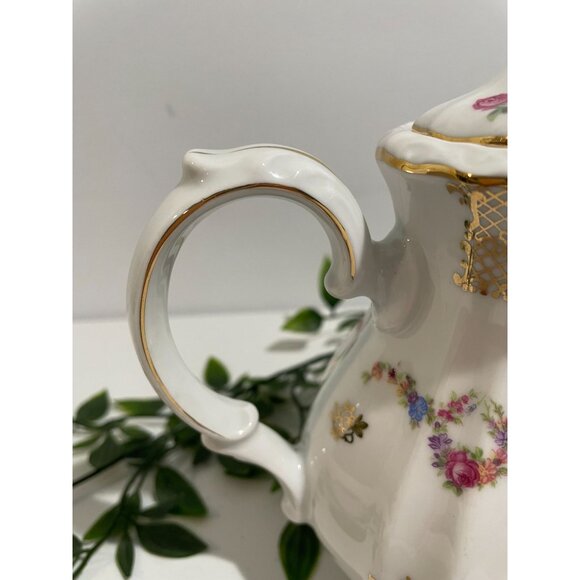 Vintage Bavarian Porcelain Teapot With Floral Design & Gold Accents - Picture 9 of 11
